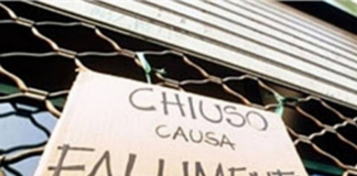 BRESCIA, CHIUSI 500 NEGOZI